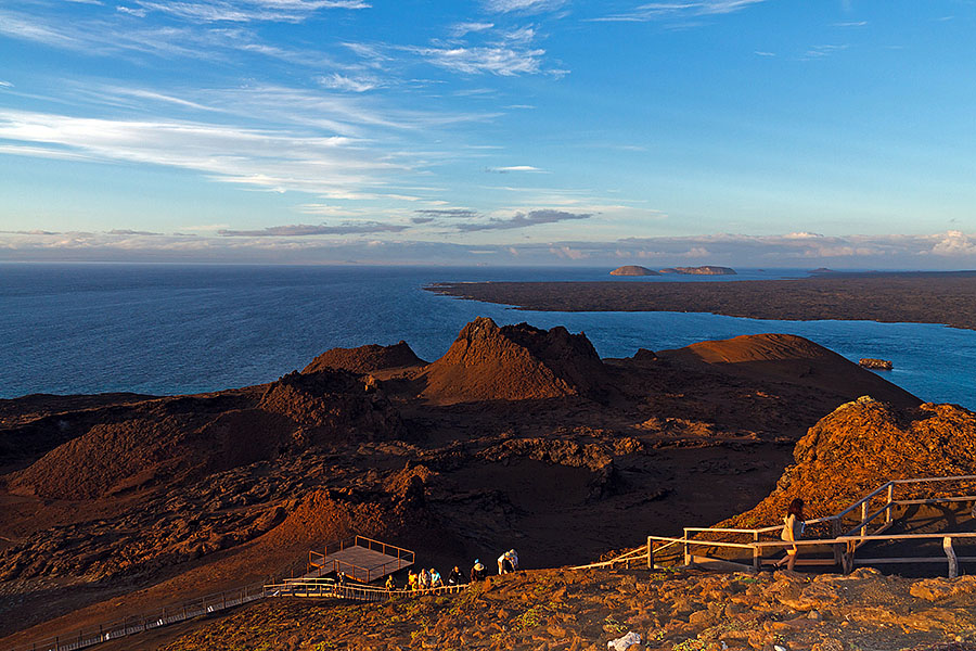 galapagos islands climbing bartolome